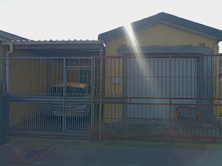 3 Bedroom Property for Sale in Lentegeur Western Cape